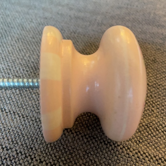 Beautiful hand painted knobs -12 - Picture 2 of 4